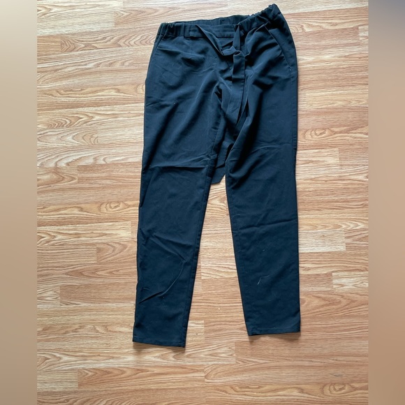 French connection loose flow pants. - Picture 2 of 2